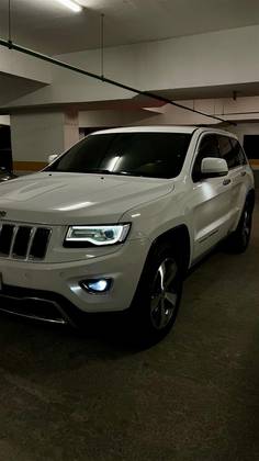 JEEP GRAND CHEROKEE 3.0 LIMITED 4X4 V6 24V TURBO DIESEL 4P AUTOMÁTICO